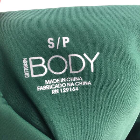 COTTON ON BODY Women's Ultimate Booty Pocket 2.0 Shorts Small Verdant Green NWT - Picture 8 of 11